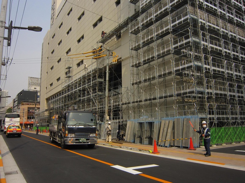 方城日本三年建筑工